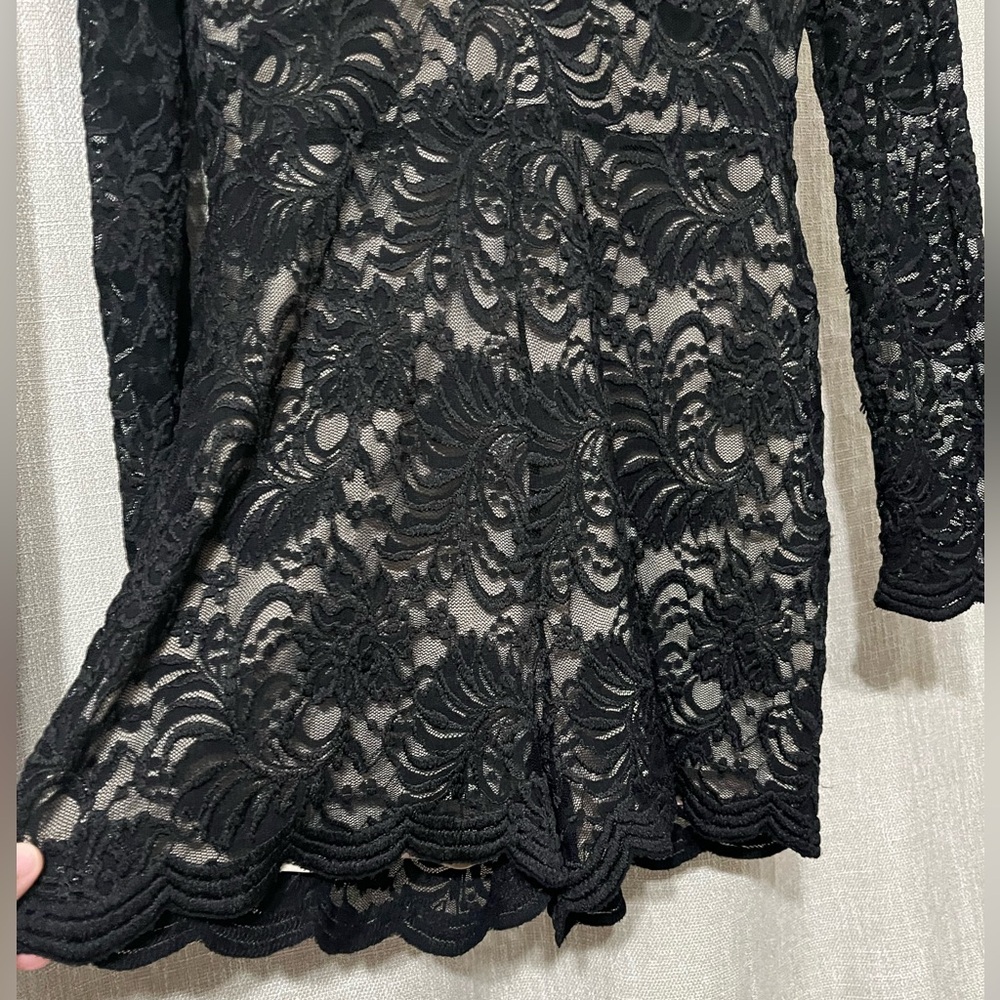 SEXY Bebe Black Lace Romper 10 - Picture 5 of 12
